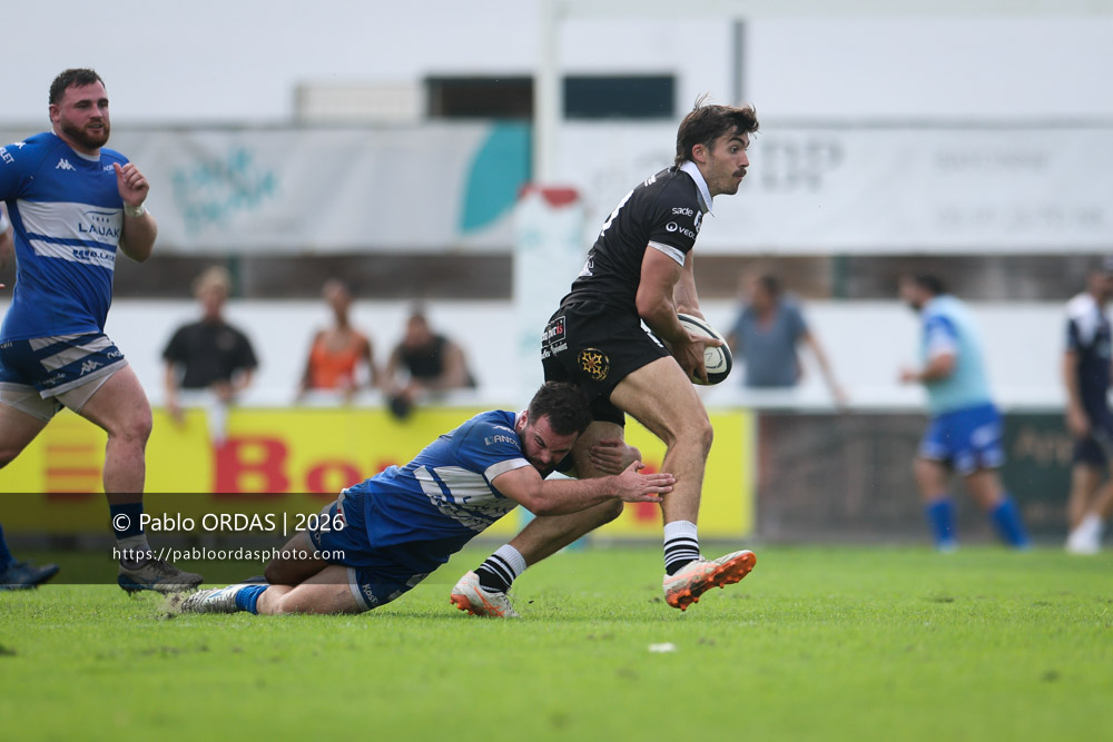 Baptiste Baute, lors du match de Fédérale 1 entre l'Anglet olympique et le Stade bagnérais, le 4 octobre 2026 au stade Saint-Jean d'Anglet, France (Photo Pablo ORDAS)