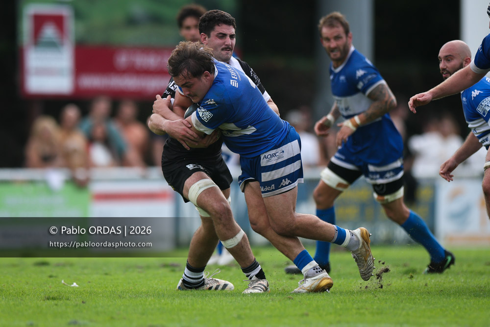 Téo Lascubé, lors du match de Fédérale 1 entre l'Anglet olympique et le Stade bagnérais, le 4 octobre 2026 au stade Saint-Jean d'Anglet, France (Photo Pablo ORDAS)