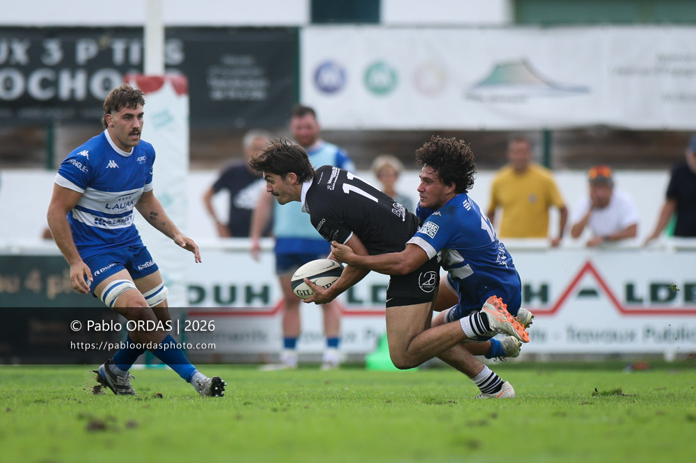Baptiste Baute, lors du match de Fédérale 1 entre l'Anglet olympique et le Stade bagnérais, le 4 octobre 2026 au stade Saint-Jean d'Anglet, France (Photo Pablo ORDAS)